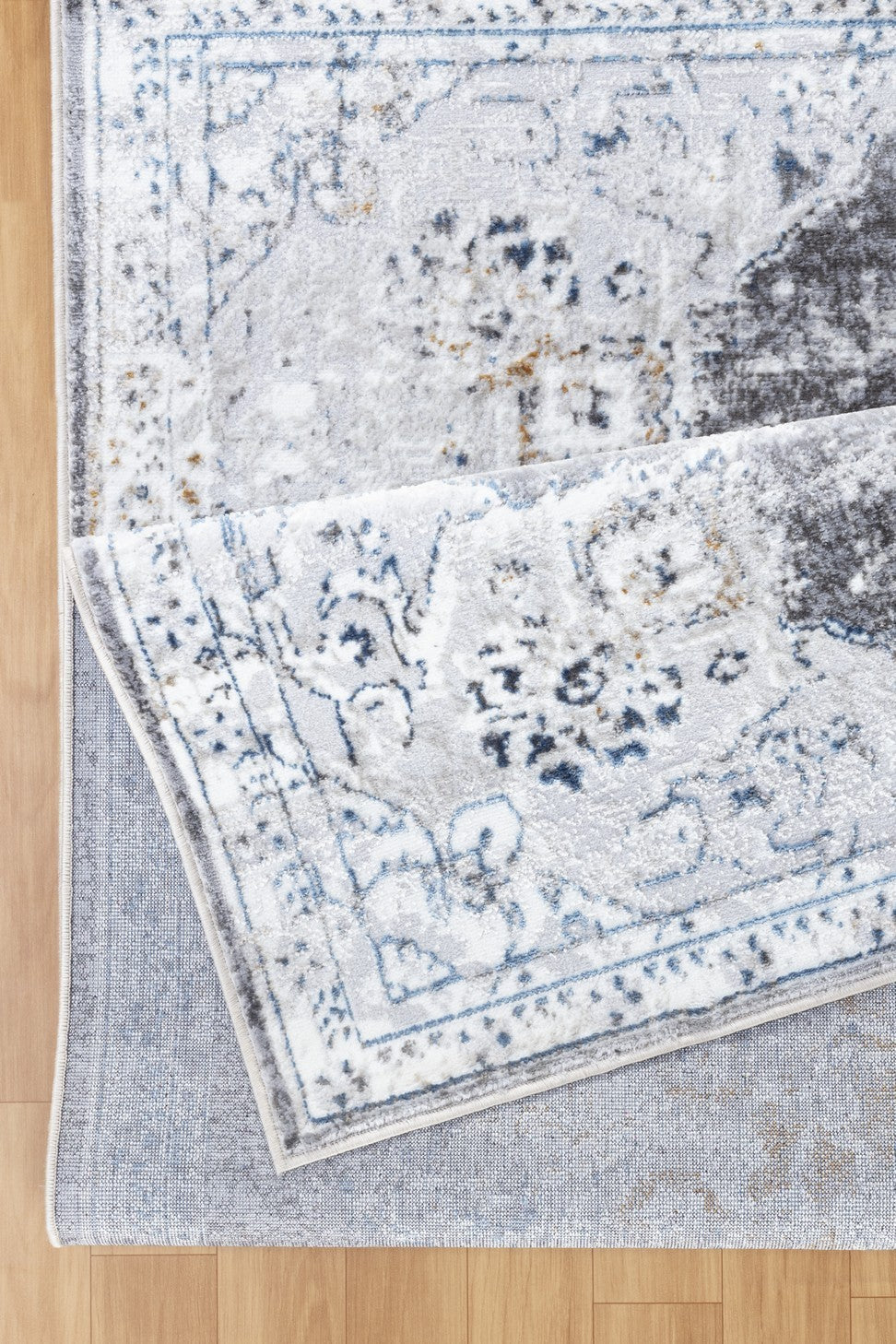Legacy GC_CAM8003 Multi 2 ft. 7 in. x 7 ft. Area Rug