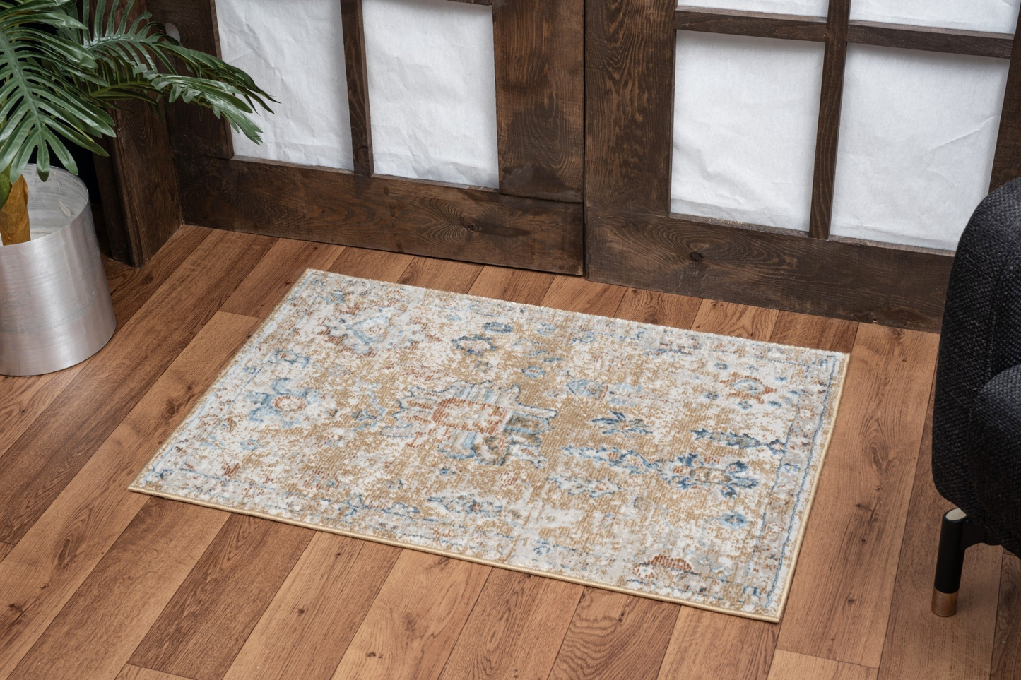 Noble GC_GEN7008 Gold 2 ft. 7 in. x 7 ft. 3 in. Area Rug