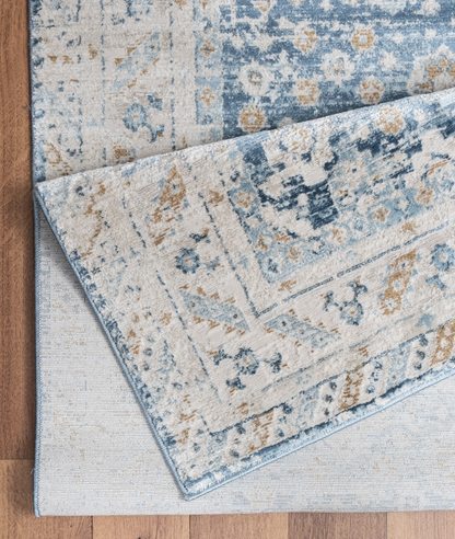 Noble GC_GEN7003 Blue 5 ft. 3 in. x 7 ft. 3 in. Area Rug