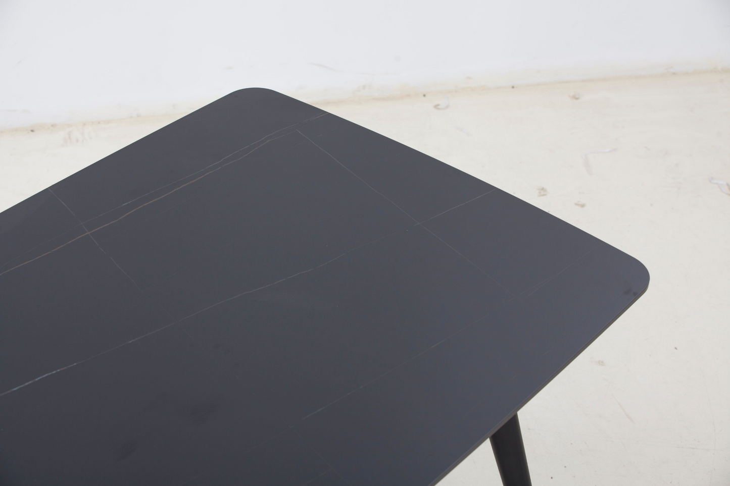 Update Package Sintered Stone Dining Table Thickness of 12mm Porcelain 70.86'' Black