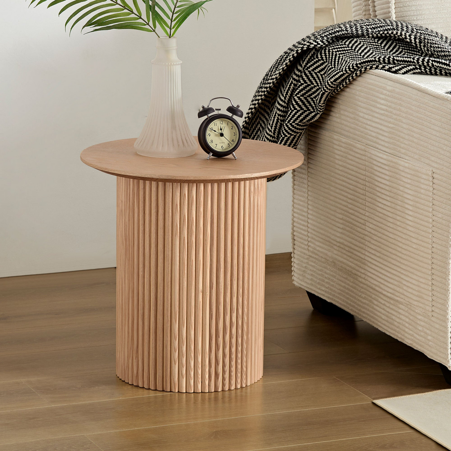 17.71 inch Round Fluted Side Table Circle Small Accent Table for Living Room Mid Century  Circle Bedside Table for Bedroom Oak