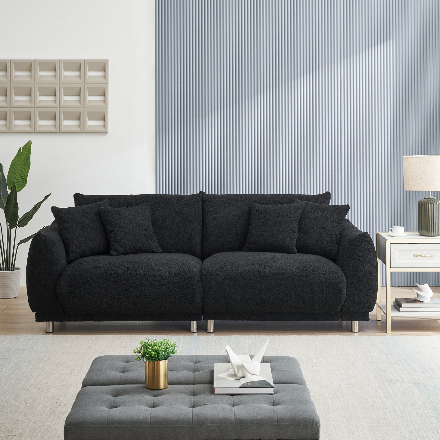 86.6 inch teddy fleece  black sofa with four throw pillows hardware feet can be placed in the apartment bedroom to sit comfortably without taking up space