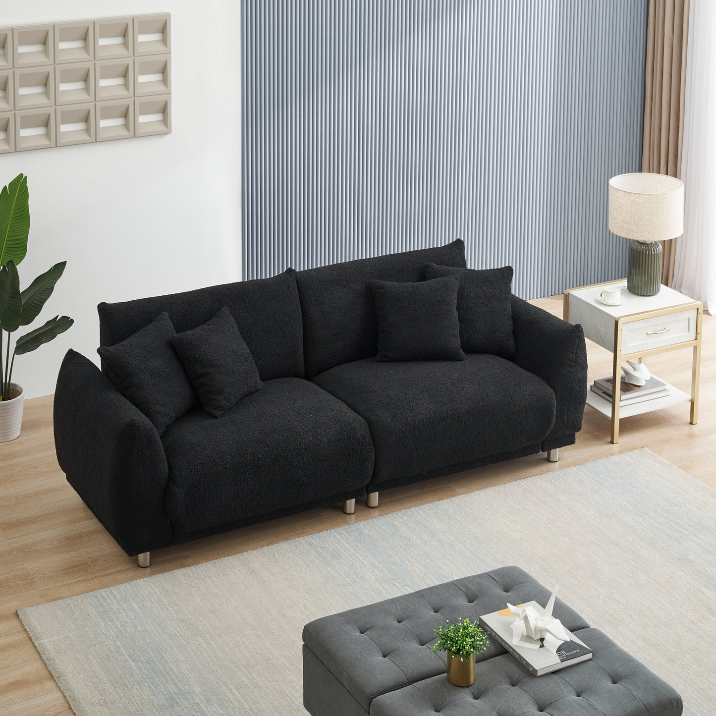 86.6 inch teddy fleece  black sofa with four throw pillows hardware feet can be placed in the apartment bedroom to sit comfortably without taking up space