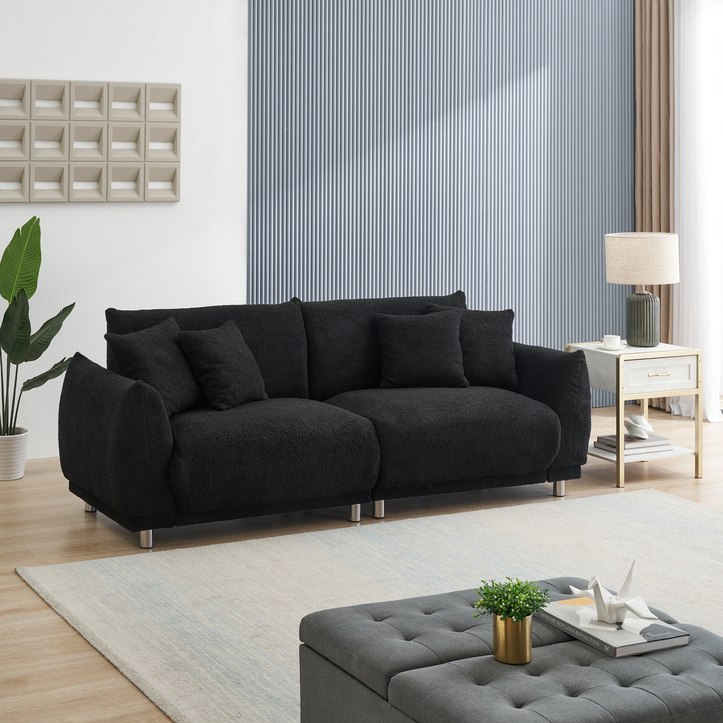 86.6 inch teddy fleece  black sofa with four throw pillows hardware feet can be placed in the apartment bedroom to sit comfortably without taking up space