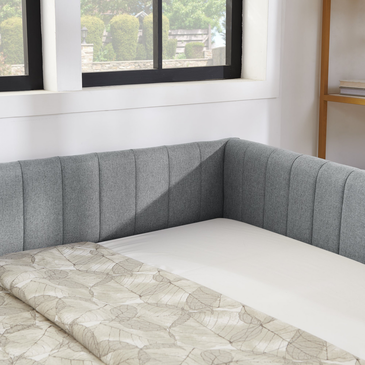 Full Size Daybed with Trundle Upholstered Sofa Bed, with Vertical Stripes, Linen Fabric, Grey (82.5"x58"x30")